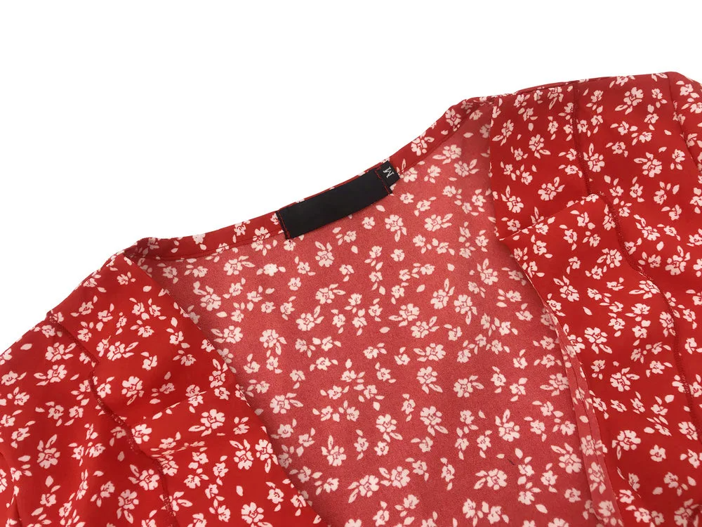 slim v-neck ruffled dress.