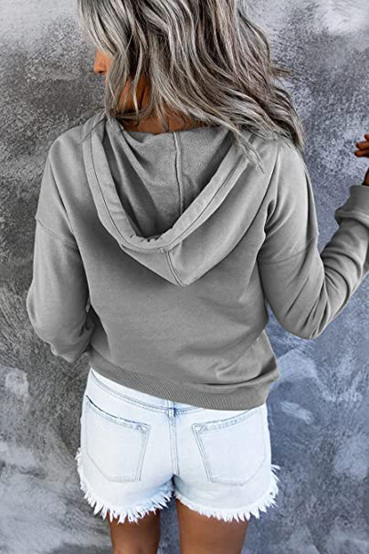 "Buttoned Hoodie with Drawstring – Stylish & Comfortable Women's Casual Sweatshirt Soft & Breathable Fabric"