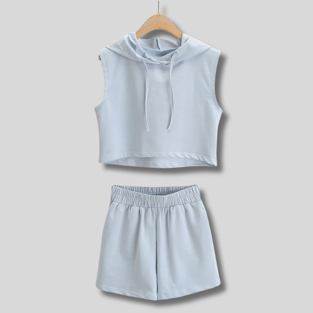 "Black Sleeveless Crop Hoodie and Shorts Set – Casual Chic Athleisure Outfit for Women"